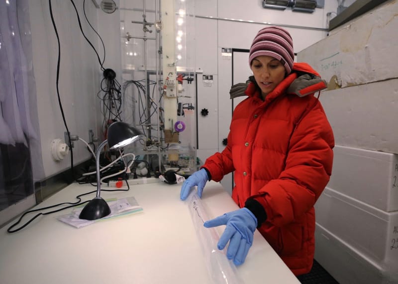 Monica Arienzo works in the ice core laboratory.